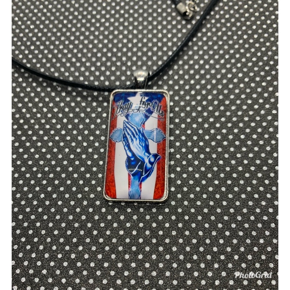 Necklace With Steel Plated Glass Cabochon Choker - Picture 2 of 5